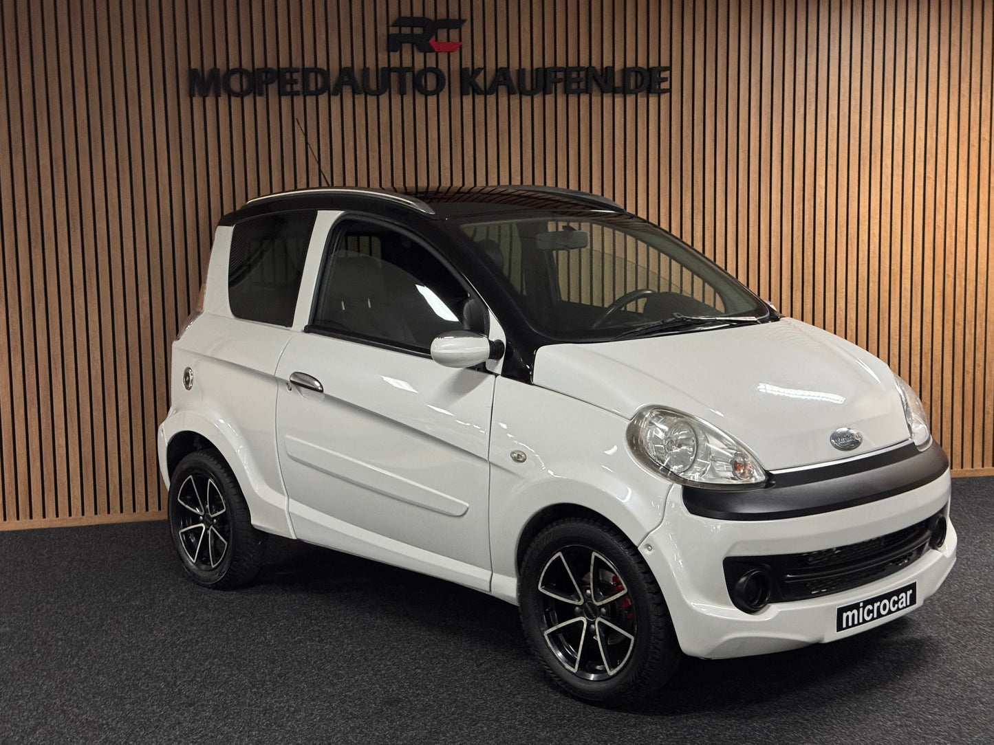 Microcar Mgo SXI Luxe Pack Perlmuttweiß | 45 km/h | Innerhalb 250 KM Kostenlose Lieferung | Mopedauto | Leichtmobile