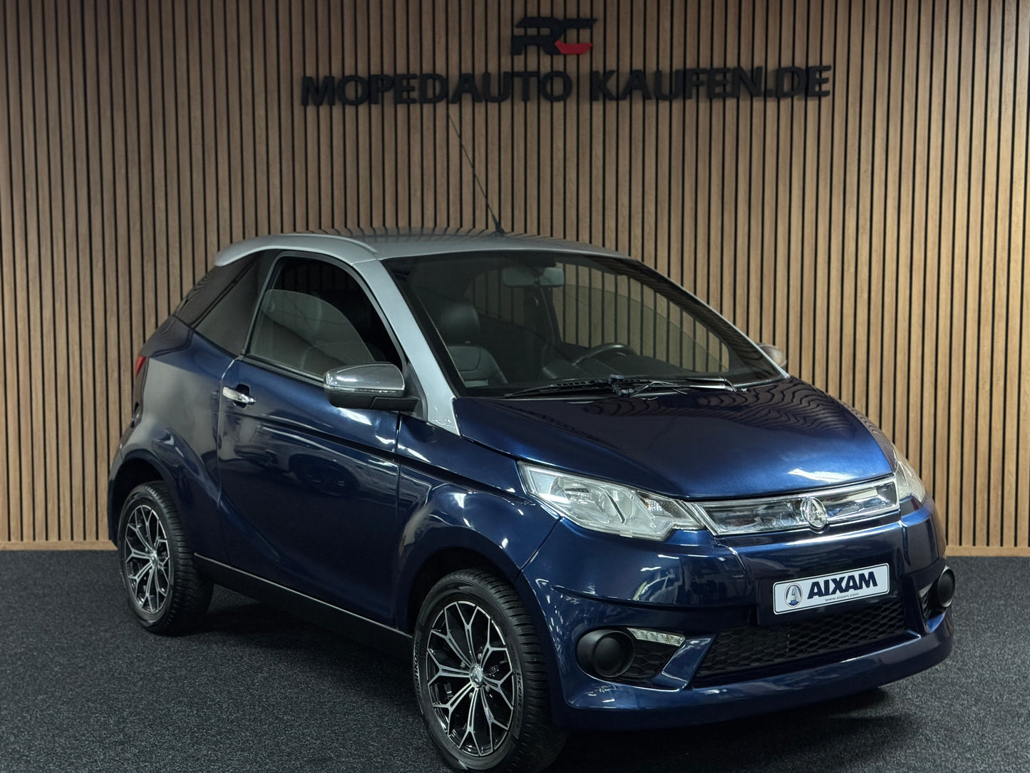 Aixam Coupe L / Rückfahrkamera / Parkhilfe / Leder | 8 PS Kubota Motor | 45 km/h | Innerhalb 250 KM Kostenlose Lieferung | Mopedauto | Leichtmobile