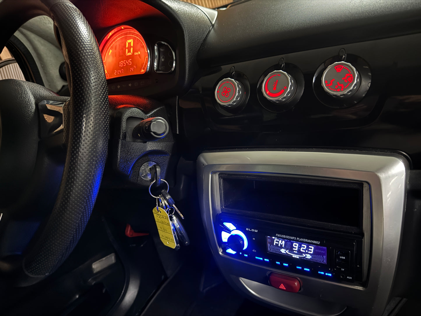 Microcar Mgo SXI Luxe Pack Perlmuttweiß | 45 km/h | Innerhalb 250 KM Kostenlose Lieferung | Mopedauto | Leichtmobile