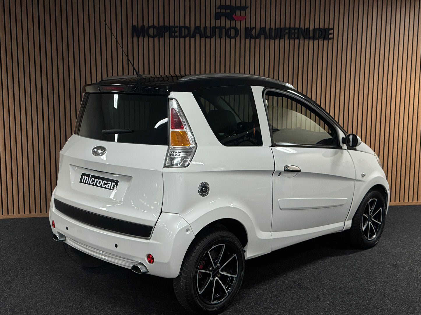 Microcar Mgo SXI Luxe Pack Perlmuttweiß | 45 km/h | Innerhalb 250 KM Kostenlose Lieferung | Mopedauto | Leichtmobile