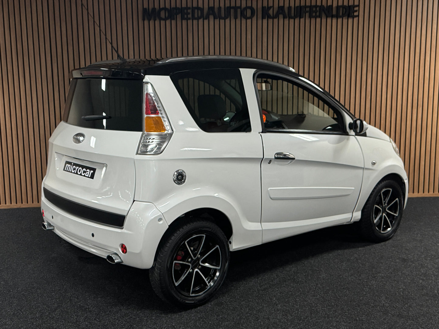 Microcar Mgo SXI Luxe Pack Perlmuttweiß | 45 km/h | Innerhalb 250 KM Kostenlose Lieferung | Mopedauto | Leichtmobile