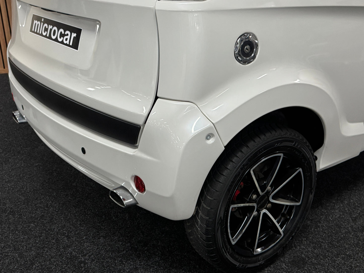Microcar Mgo SXI Luxe Pack Perlmuttweiß | 45 km/h | Innerhalb 250 KM Kostenlose Lieferung | Mopedauto | Leichtmobile