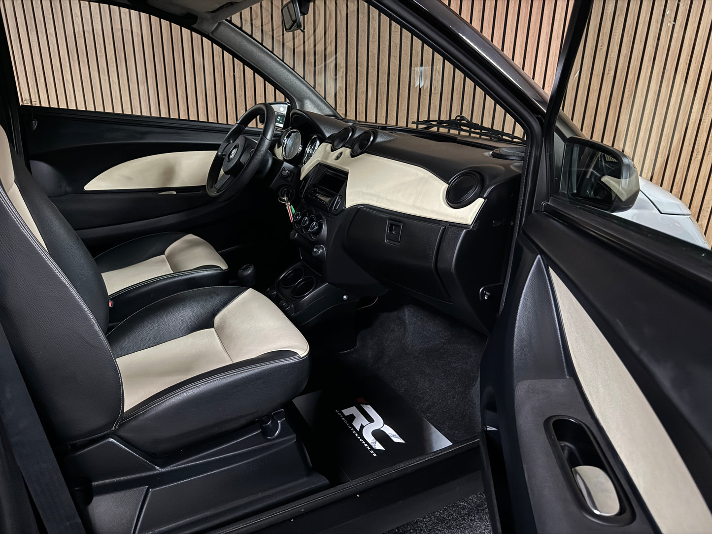 Aixam City Luxe / Chrome Pack / Creme Leder / Parkhilfe | Kubota Motor | 45 km/h | Innerhalb 250 KM Kostenlose Lieferung | Mopedauto | Leichtmobile