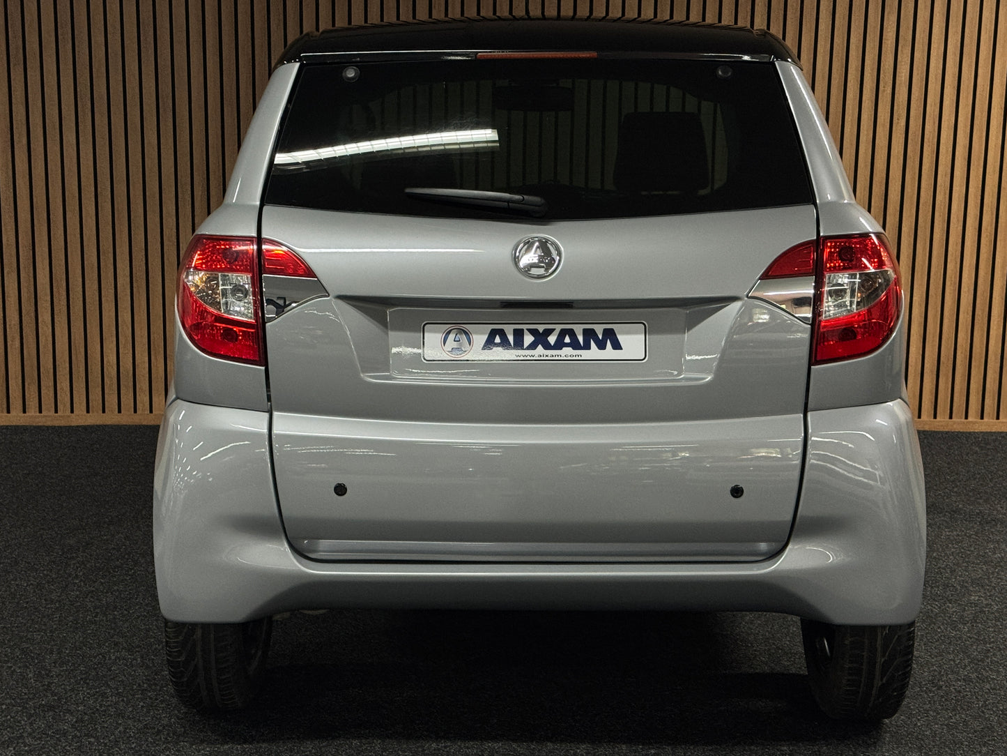 Aixam City Luxe / Chrome Pack / Creme Leder / Parkhilfe | Kubota Motor | 45 km/h | Innerhalb 250 KM Kostenlose Lieferung | Mopedauto | Leichtmobile