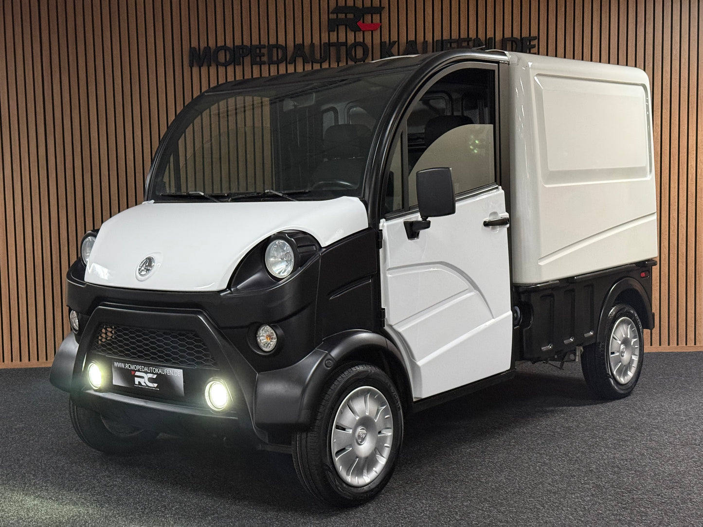 Aixam D-Truck Kastenwagen 45 km/h | Innerhalb 250 KM Kostenlose Lieferung | Mopedauto | Leichtmobile | Aixam | Microcar | Ligier