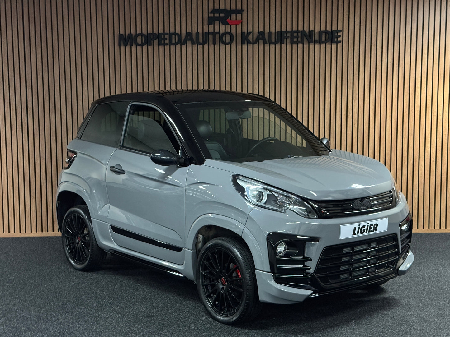 Ligier JS60 Ultimate Sport Nardo | 8 PS leiser DCI Motor | Servolenkung | Rückfahrkamera | 45 km/h | Innerhalb 250 KM Kostenlose Lieferung | Mopedauto | Leichtmobile | Aixam | Microcar | Ligier