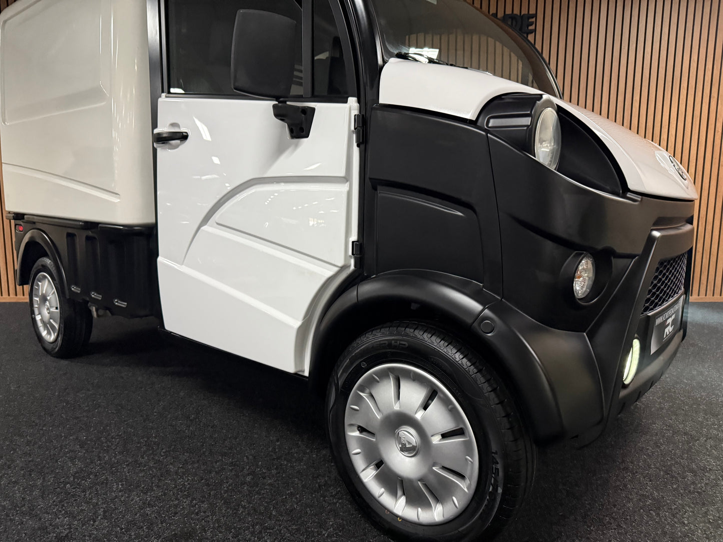 Aixam D-Truck Kastenwagen 45 km/h | Innerhalb 250 KM Kostenlose Lieferung | Mopedauto | Leichtmobile | Aixam | Microcar | Ligier