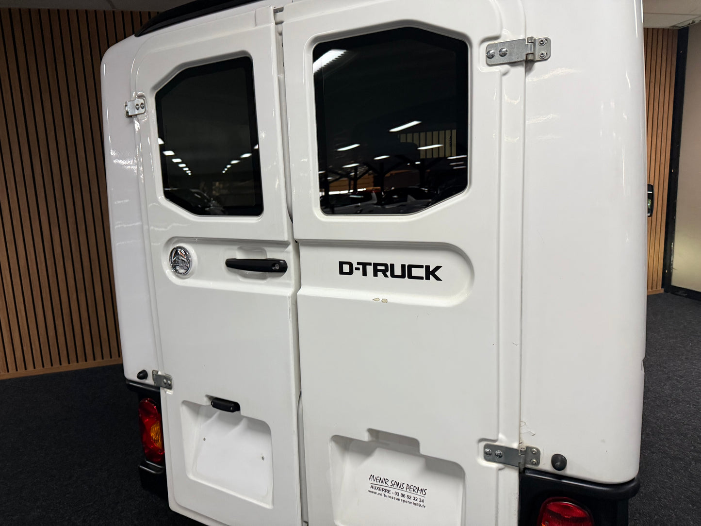 Aixam D-Truck Kastenwagen 45 km/h | Innerhalb 250 KM Kostenlose Lieferung | Mopedauto | Leichtmobile | Aixam | Microcar | Ligier