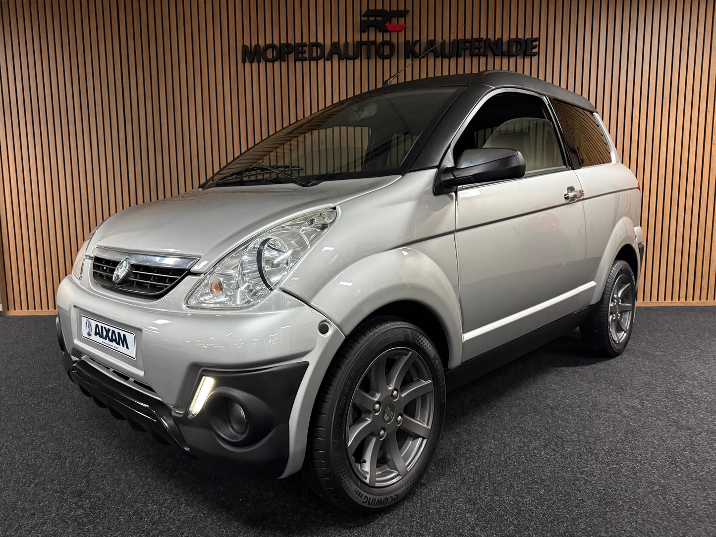 Aixam Crossover XXL Kofferraum | Kubota motor | 45 km/h | Innerhalb 250 KM Kostenlose Lieferung | Mopedauto | Leichtmobile