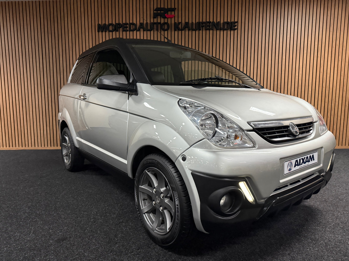 Aixam Crossover XXL Kofferraum | Kubota motor | 45 km/h | Innerhalb 250 KM Kostenlose Lieferung | Mopedauto | Leichtmobile