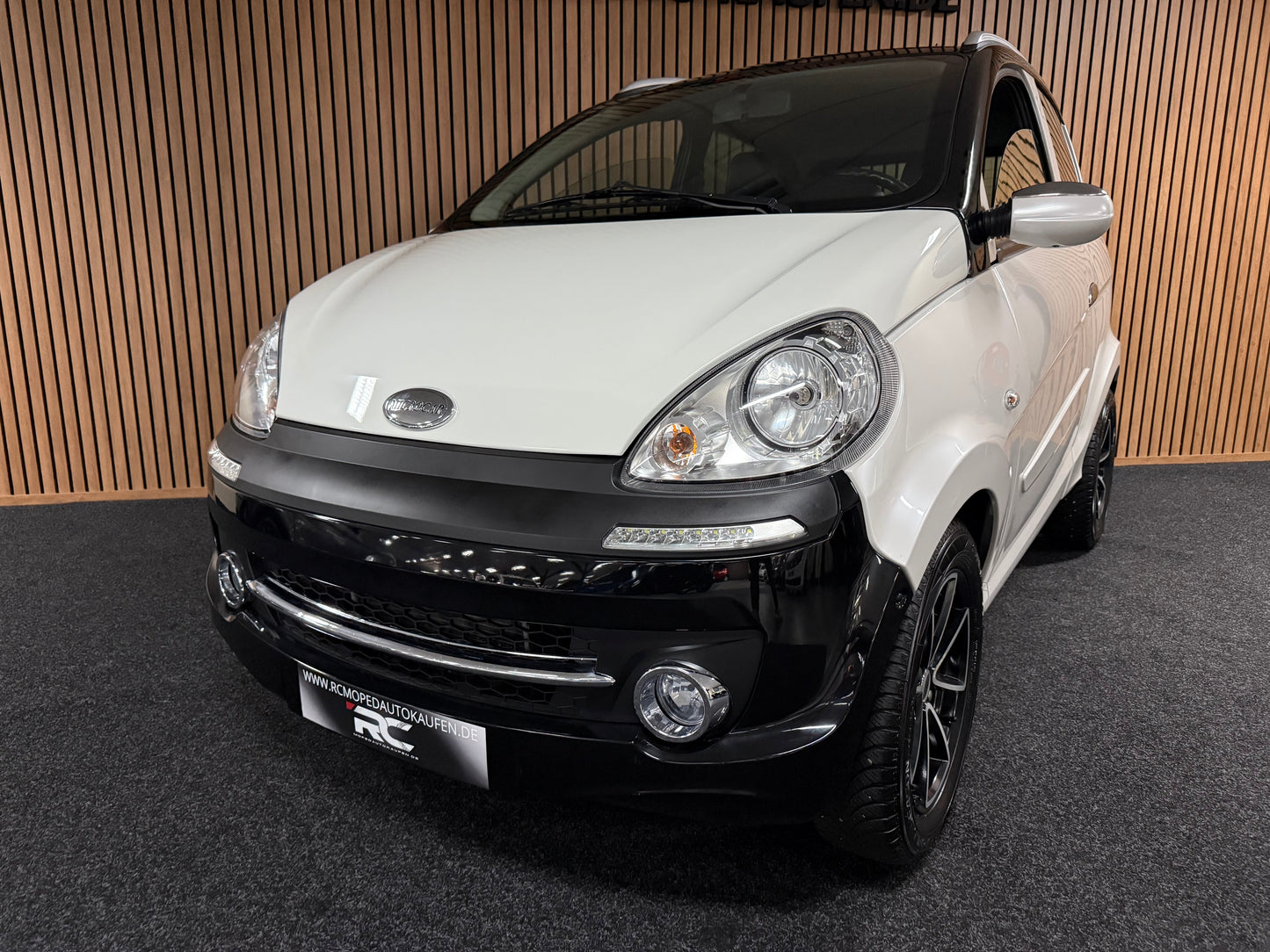 Microcar Mgo Paris SXI | leiser DCI Motor | 45 km/h | Innerhalb 250 KM Kostenlose Lieferung | Mopedauto | Leichtmobile