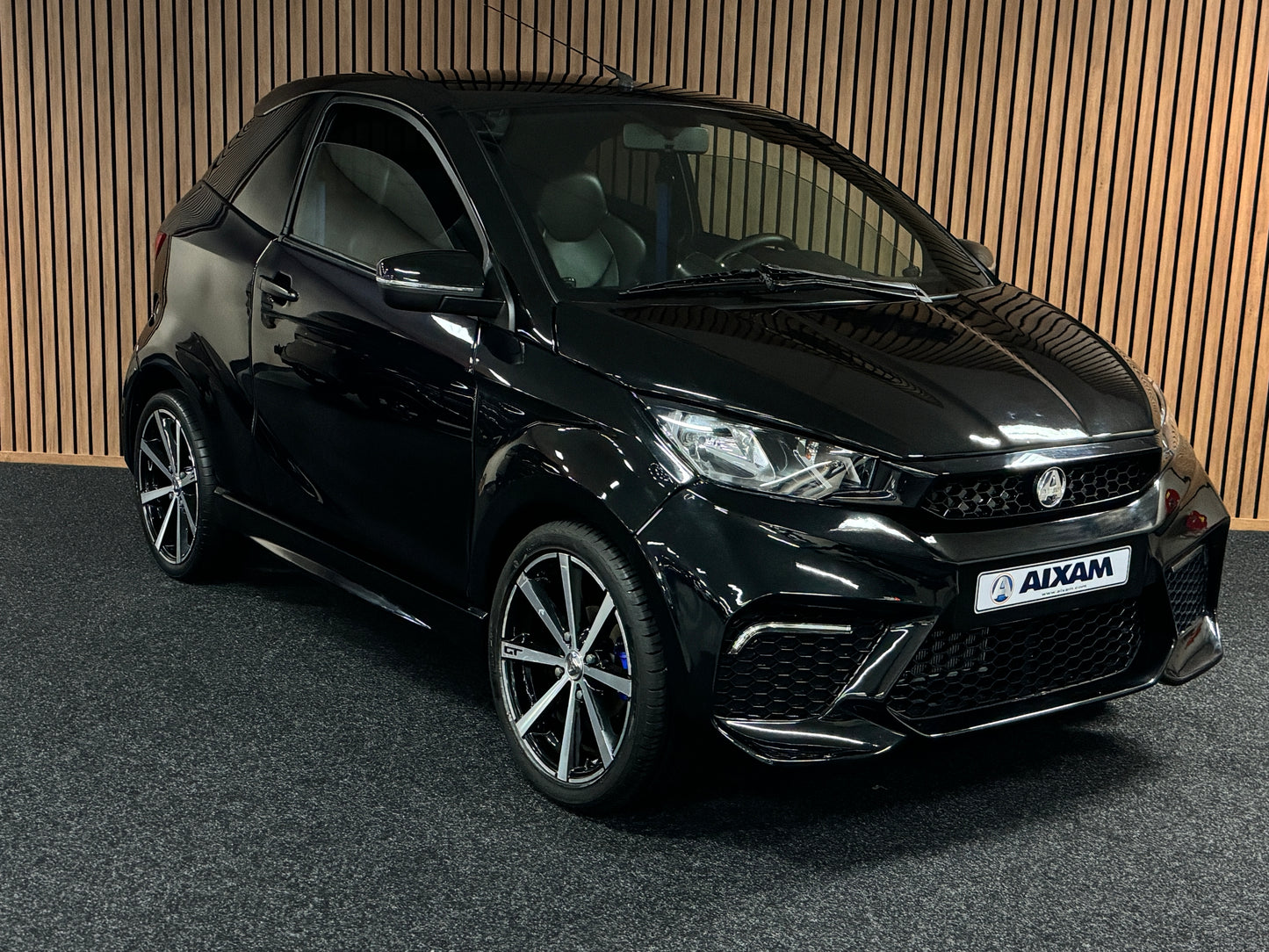 Aixam GTI Sport | 8 PS Kubota motor | Rückfahrkamera | 45 km/h | Innerhalb 250 KM Kostenlose Lieferung | Mopedauto | Leichtmobile