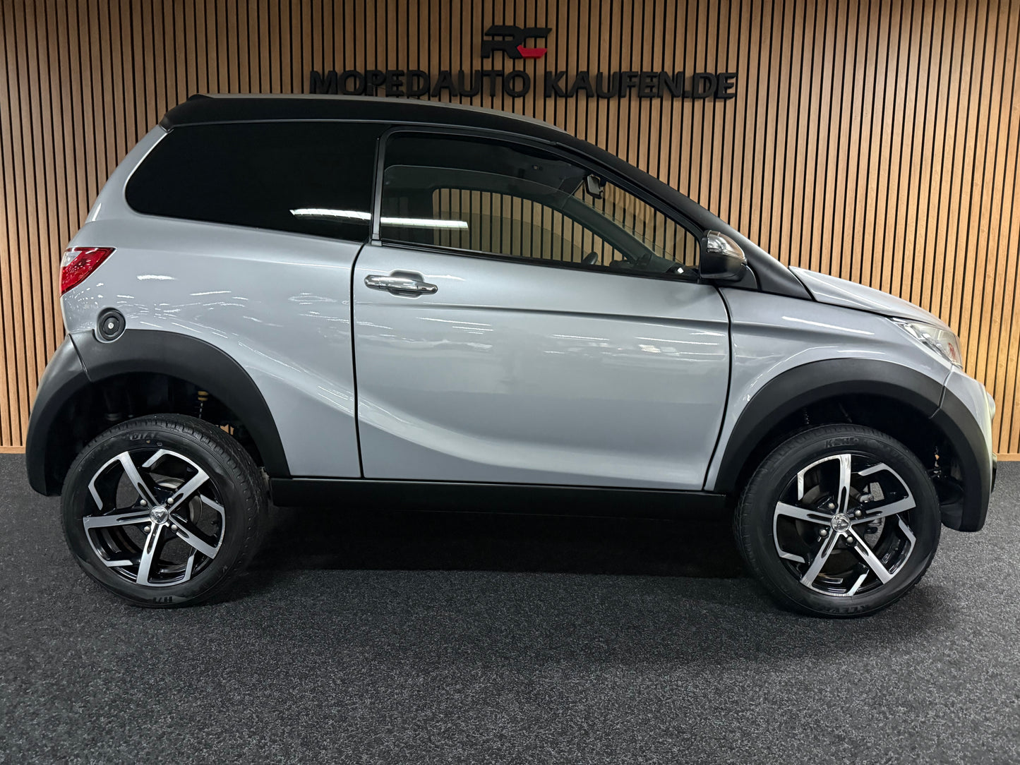 Aixam Crossline XXL 2020 | 8 PS Motor | 45 km/h | Rückfahrkamera | Innerhalb 250 KM Kostenlose Lieferung | Mopedauto | Leichtmobile