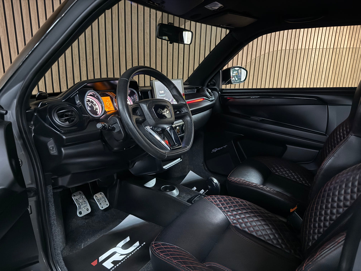 Ligier JS50 Ultimate Sport Facelift | Nardo Grau Sport | Multi-Media |Servolenkung | 8 PS leiser DCI Motor | 45 km/h | Rückfahrkamera | Innerhalb 250 KM Kostenlose Lieferung | Mopedauto | Leichtmobile