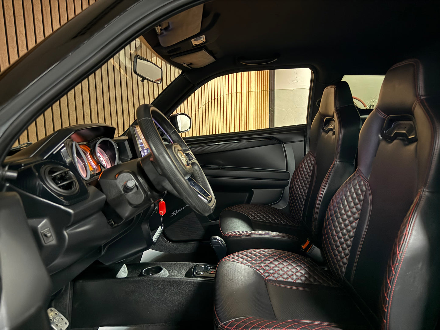 Ligier JS50 Ultimate Sport Facelift | Nardo Grau Sport | Multi-Media |Servolenkung | 8 PS leiser DCI Motor | 45 km/h | Rückfahrkamera | Innerhalb 250 KM Kostenlose Lieferung | Mopedauto | Leichtmobile