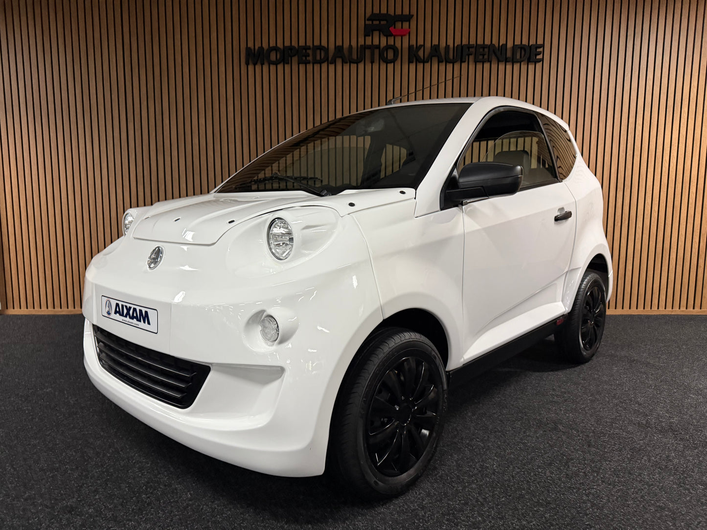Aixam Minauto 2024 | 8 PS Motor | 45 km/h | Innerhalb 250 KM Kostenlose Lieferung | Mopedauto | Leichtmobile | Aixam | Microcar | Ligier
