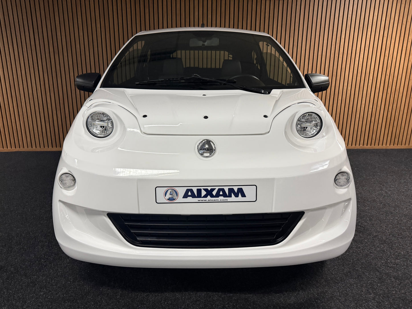 Aixam Minauto 2024 | 8 PS Motor | 45 km/h | Innerhalb 250 KM Kostenlose Lieferung | Mopedauto | Leichtmobile | Aixam | Microcar | Ligier
