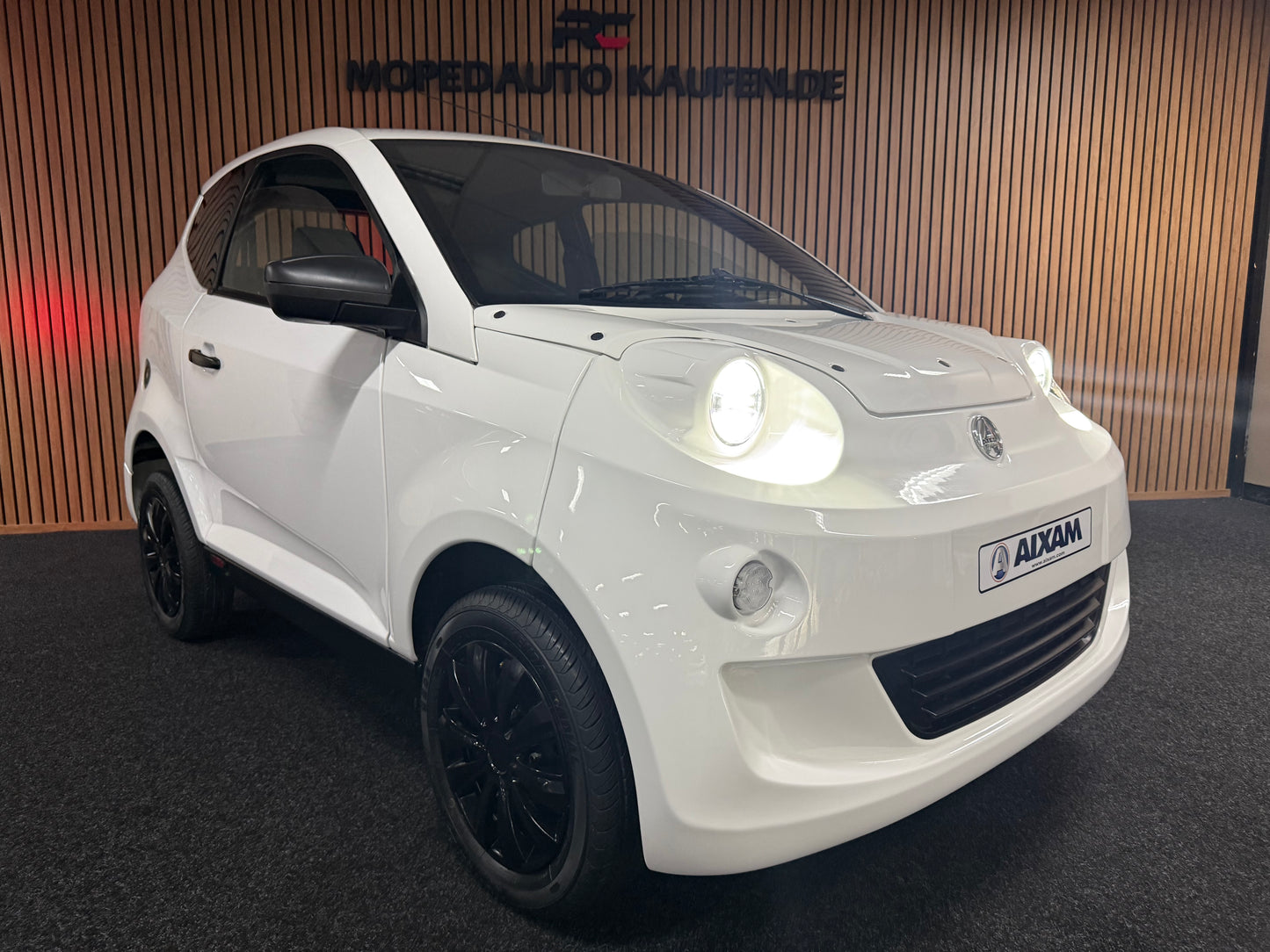 Aixam Minauto 2024 | 8 PS Motor | 45 km/h | Innerhalb 250 KM Kostenlose Lieferung | Mopedauto | Leichtmobile | Aixam | Microcar | Ligier