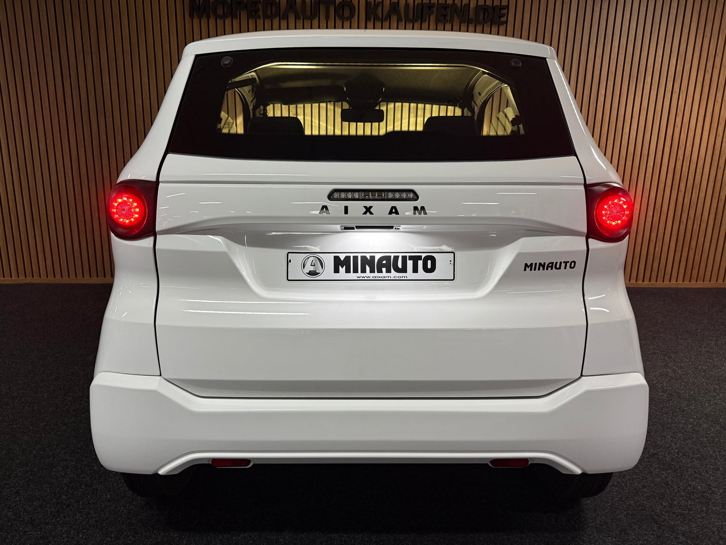 Aixam Minauto 2024 | 8 PS Motor | 45 km/h | Innerhalb 250 KM Kostenlose Lieferung | Mopedauto | Leichtmobile | Aixam | Microcar | Ligier