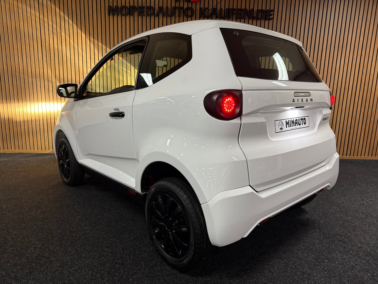 Aixam Minauto 2024 | 8 PS Motor | 45 km/h | Innerhalb 250 KM Kostenlose Lieferung | Mopedauto | Leichtmobile | Aixam | Microcar | Ligier