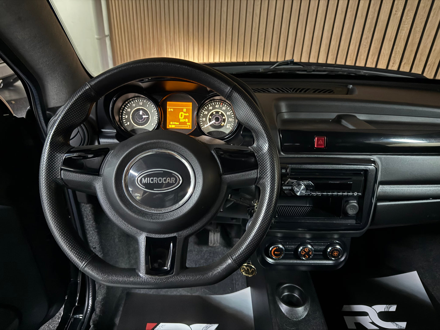 Microcar Mgo XL | 8 PS Motor | 45 km/h | Innerhalb 250 KM Kostenlose Lieferung | Mopedauto | Leichtmobile