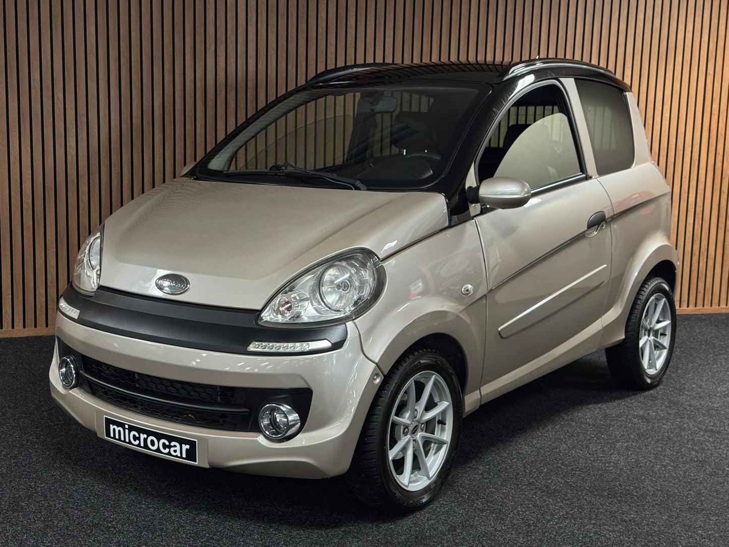 Microcar Mgo SXI | 15245 KM | *NETT* | Airbag | leiser DCI Motor | 45 km/h | Innerhalb 250 KM Kostenlose Lieferung | Mopedauto | Leichtmobile