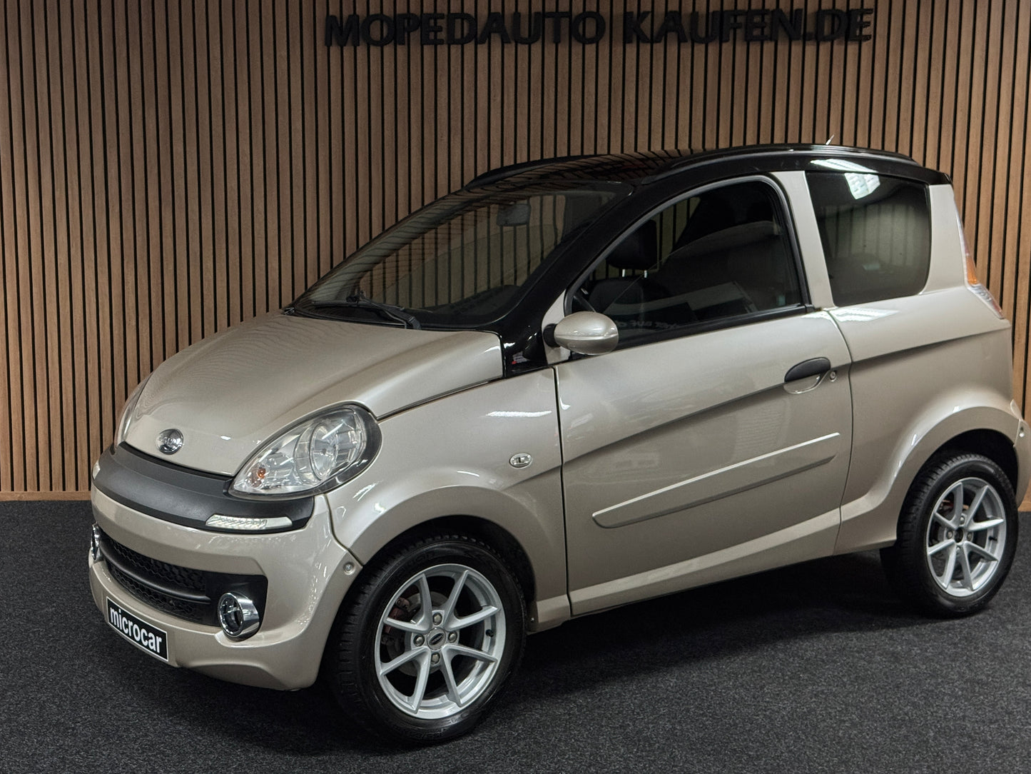 Microcar Mgo SXI | 15245 KM | *NETT* | Airbag | leiser DCI Motor | 45 km/h | Innerhalb 250 KM Kostenlose Lieferung | Mopedauto | Leichtmobile