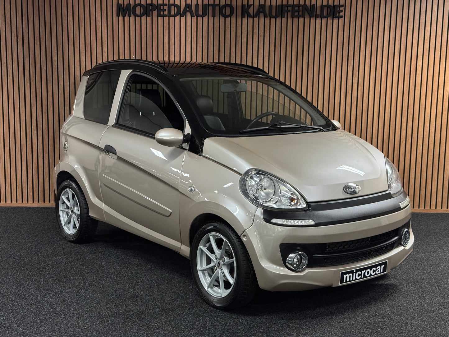 Microcar Mgo SXI | 15245 KM | *NETT* | Airbag | leiser DCI Motor | 45 km/h | Innerhalb 250 KM Kostenlose Lieferung | Mopedauto | Leichtmobile