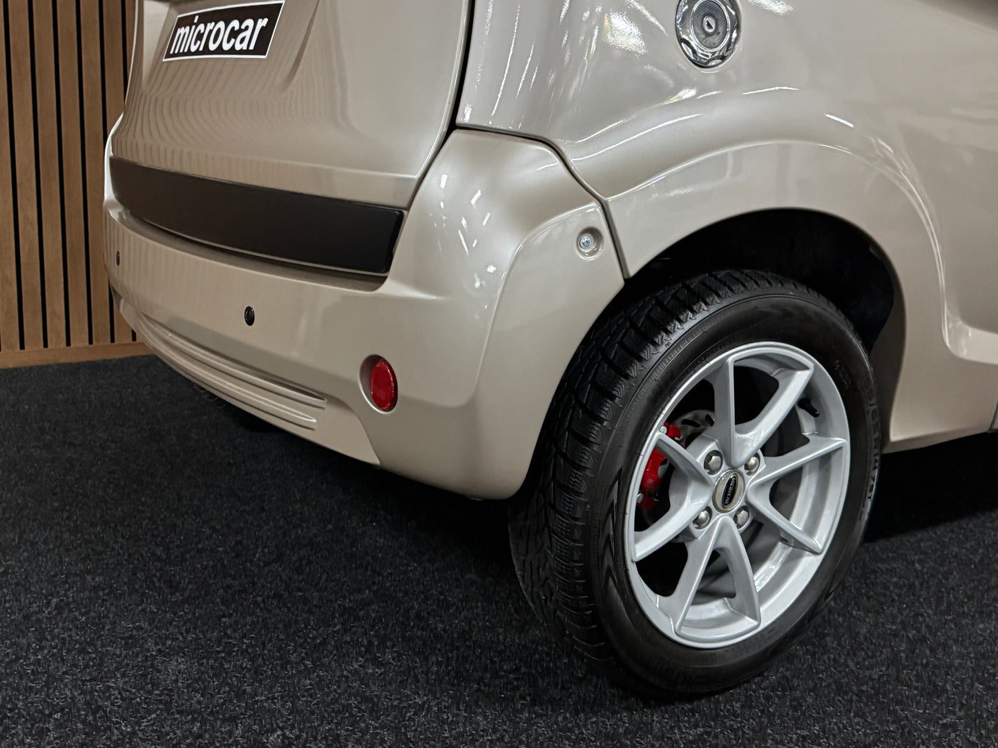 Microcar Mgo SXI | 15245 KM | *NETT* | Airbag | leiser DCI Motor | 45 km/h | Innerhalb 250 KM Kostenlose Lieferung | Mopedauto | Leichtmobile