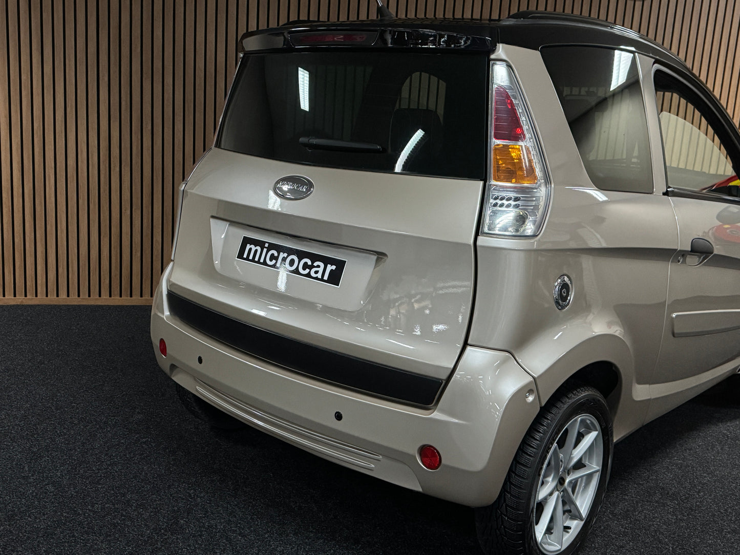 Microcar Mgo SXI | 15245 KM | *NETT* | Airbag | leiser DCI Motor | 45 km/h | Innerhalb 250 KM Kostenlose Lieferung | Mopedauto | Leichtmobile