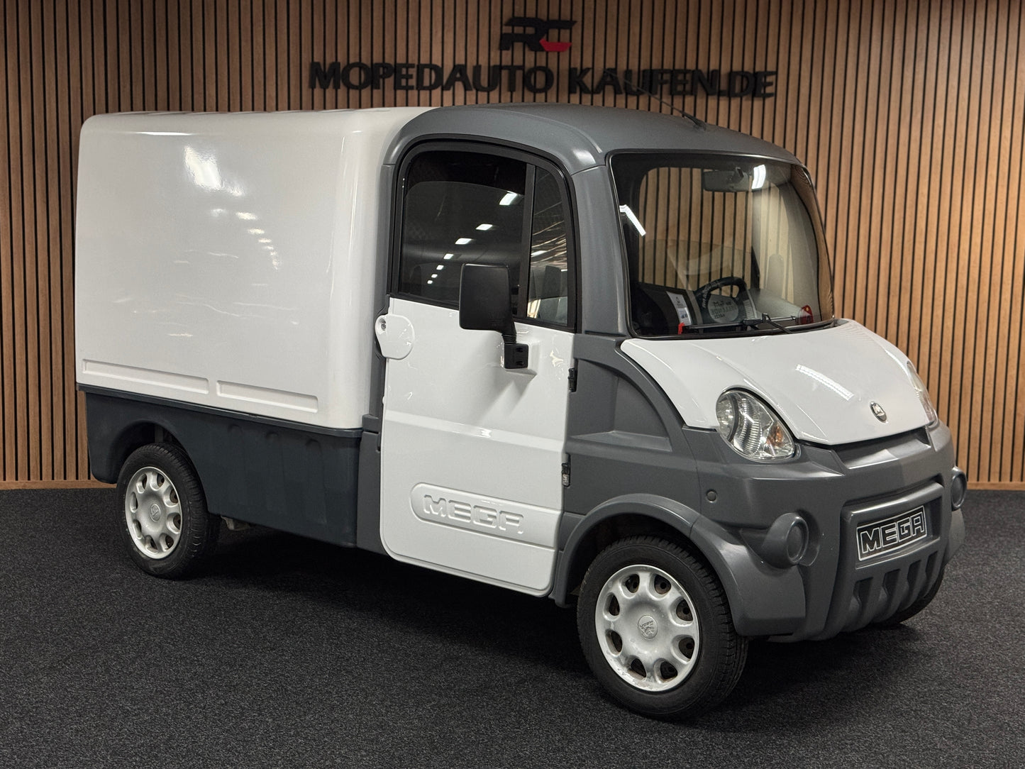 Aixam Mega Truck Kastenwagen *1e Besitzer* 45 km/h | Innerhalb 250 KM Kostenlose Lieferung | Mopedauto | Leichtmobile | Aixam | Microcar | Ligier