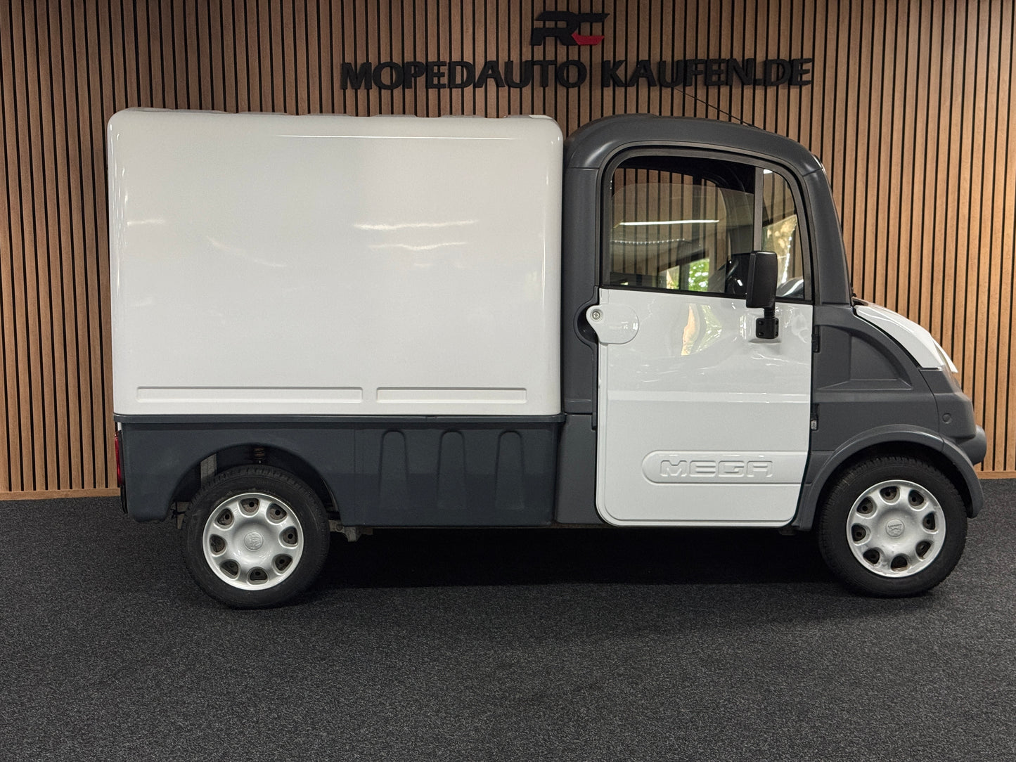 Aixam Mega Truck Kastenwagen *1e Besitzer* 45 km/h | Innerhalb 250 KM Kostenlose Lieferung | Mopedauto | Leichtmobile | Aixam | Microcar | Ligier