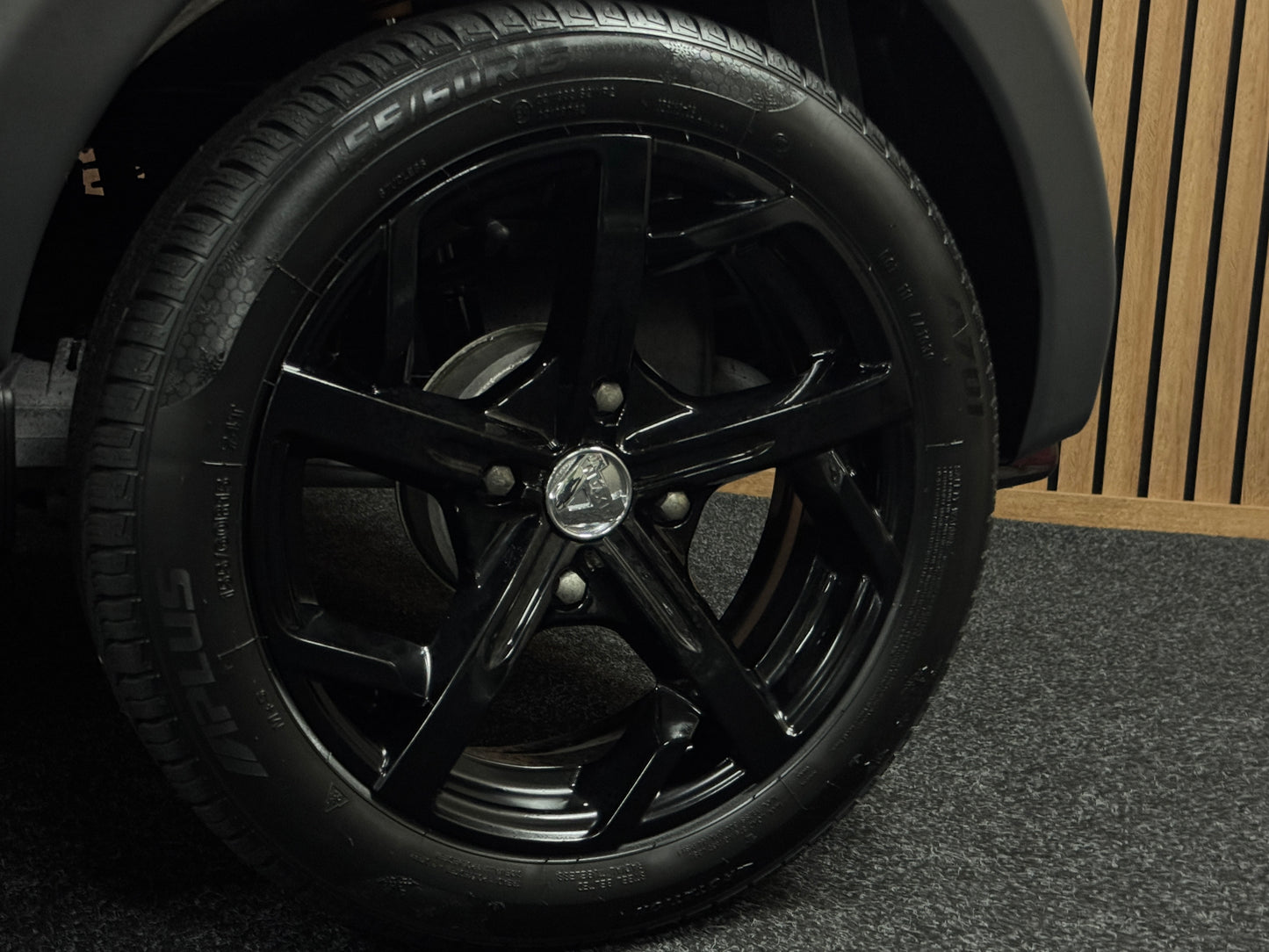 Aixam City Sport MATT GRAU GTO | 2022 | 8 PS Kubota Motor | Rückfahrkamera / Carbon | blaue Gürtel | Innerhalb 250 KM Kostenlose Lieferung | Mopedauto | Leichtmobile | Aixam | Microcar | Ligier