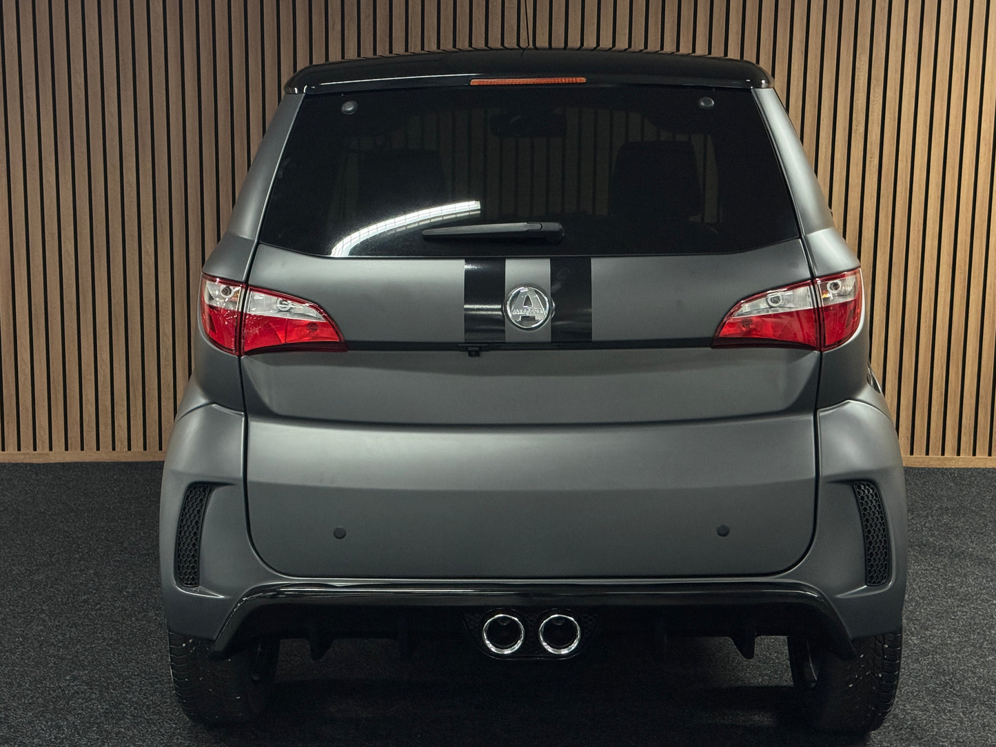 Aixam City Sport MATT GRAU GTO | 2022 | 8 PS Kubota Motor | Rückfahrkamera / Carbon | blaue Gürtel | Innerhalb 250 KM Kostenlose Lieferung | Mopedauto | Leichtmobile | Aixam | Microcar | Ligier