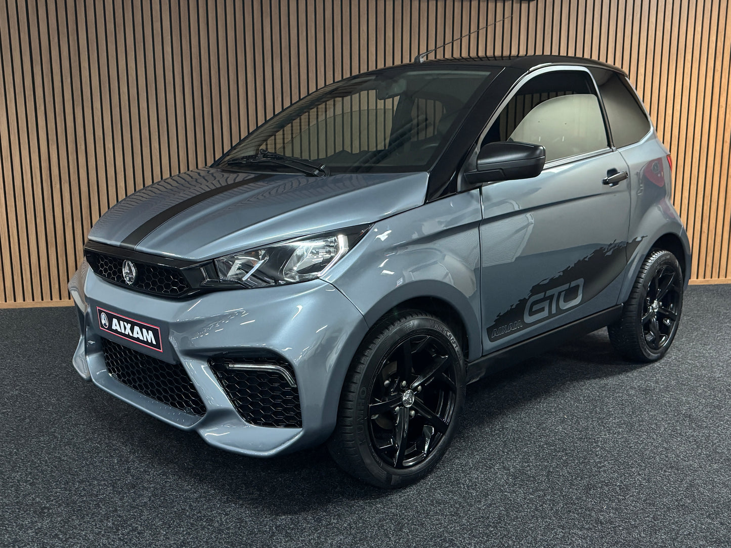 Aixam City Sport Grau Exclusive GTO | 8 PS Kubota Motor | 45 km/h | Innerhalb 250 KM Kostenlose Lieferung | Mopedauto | Leichtmobile