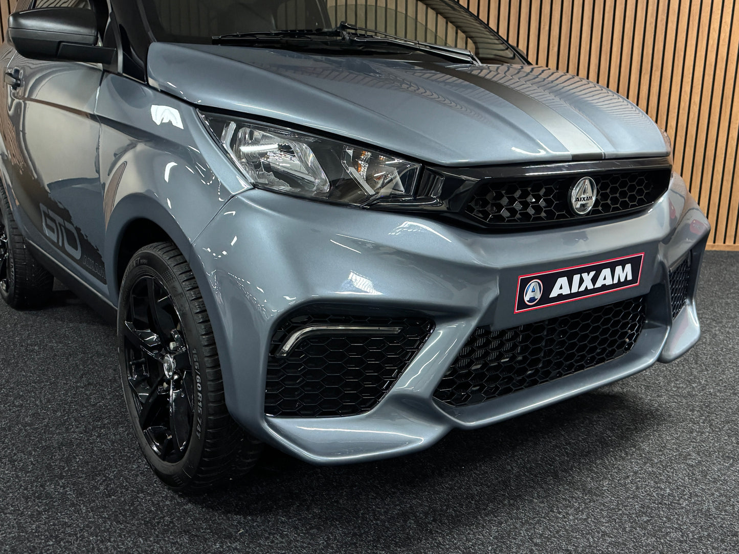Aixam City Sport Grau Exclusive GTO | 8 PS Kubota Motor | 45 km/h | Innerhalb 250 KM Kostenlose Lieferung | Mopedauto | Leichtmobile