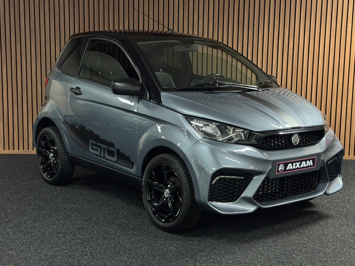 Aixam City Sport Grau Exclusive GTO | 8 PS Kubota Motor | 45 km/h | Innerhalb 250 KM Kostenlose Lieferung | Mopedauto | Leichtmobile