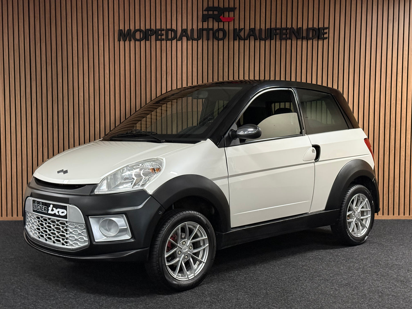 Ligier Ixo Treck | leiser DCI Motor | 45 km/h | Innerhalb 250 KM Kostenlose Lieferung | Mopedauto | Leichtmobile
