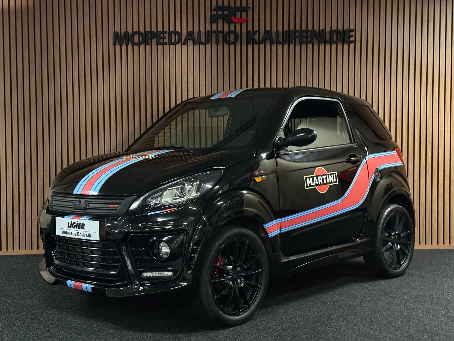 Ligier JS50 Ultimate Sport Martini | 8 PS DCI Motor | 45 km/h | Servolenkung | Innerhalb 250 KM Kostenlose Lieferung | Mopedauto | Leichtmobile