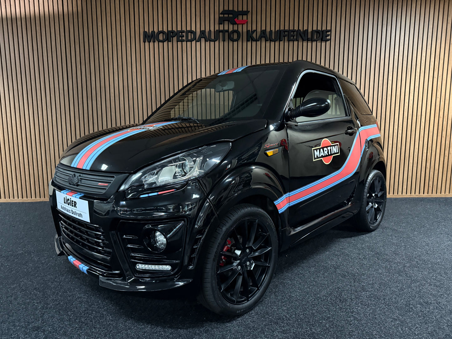 Ligier JS50 Ultimate Sport Martini | 8 PS DCI Motor | 45 km/h | Servolenkung | Innerhalb 250 KM Kostenlose Lieferung | Mopedauto | Leichtmobile