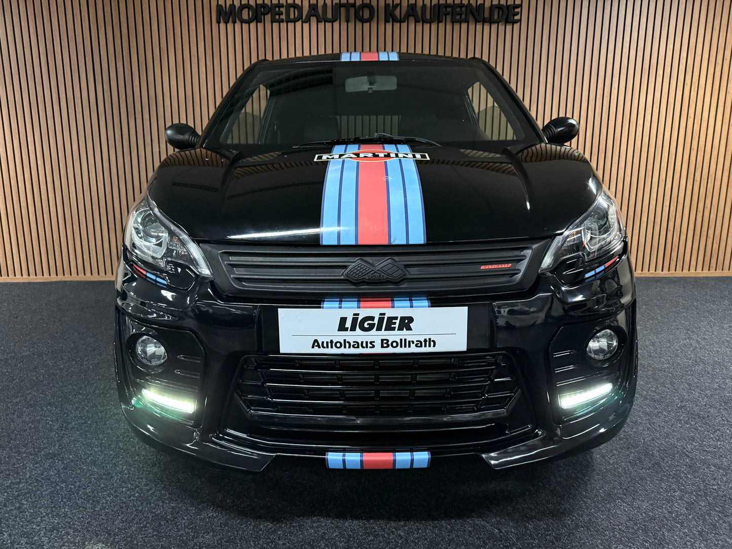Ligier JS50 Ultimate Sport Martini | 8 PS DCI Motor | 45 km/h | Servolenkung | Innerhalb 250 KM Kostenlose Lieferung | Mopedauto | Leichtmobile