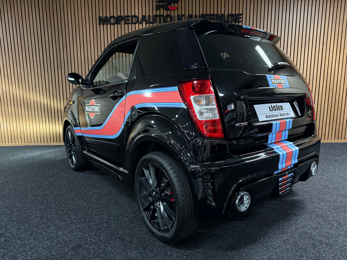 Ligier JS50 Ultimate Sport Martini | 8 PS DCI Motor | 45 km/h | Servolenkung | Innerhalb 250 KM Kostenlose Lieferung | Mopedauto | Leichtmobile