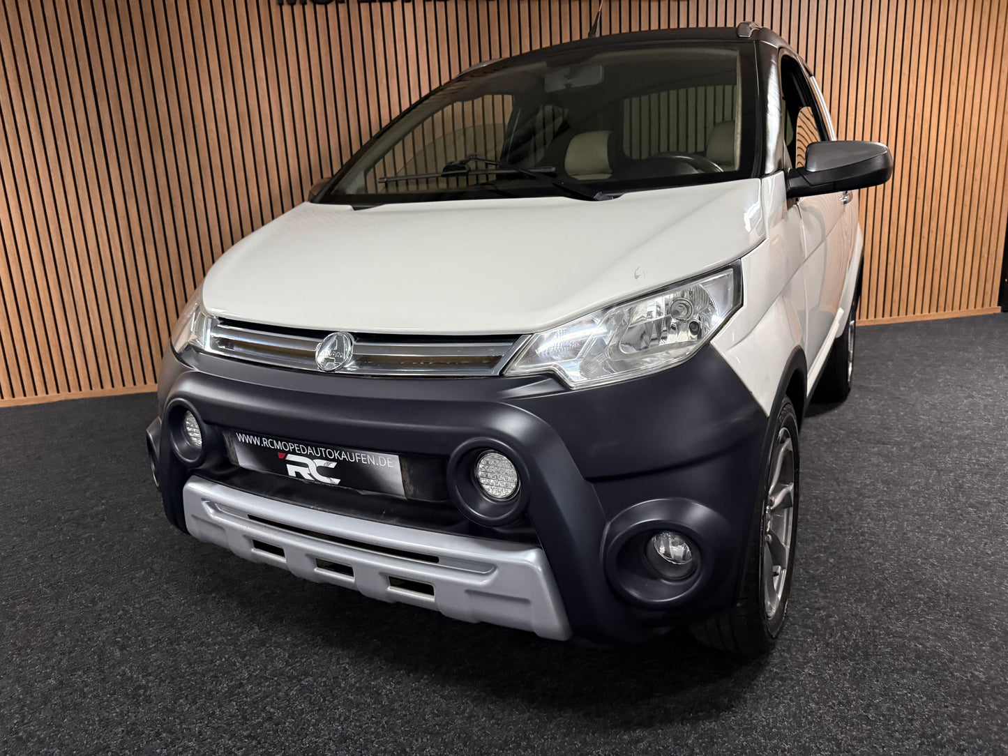 Aixam Crossline XXL | 8 PS Kubota Motor | 45 km/h | Innerhalb 250 KM Kostenlose Lieferung | Mopedauto | Leichtmobile