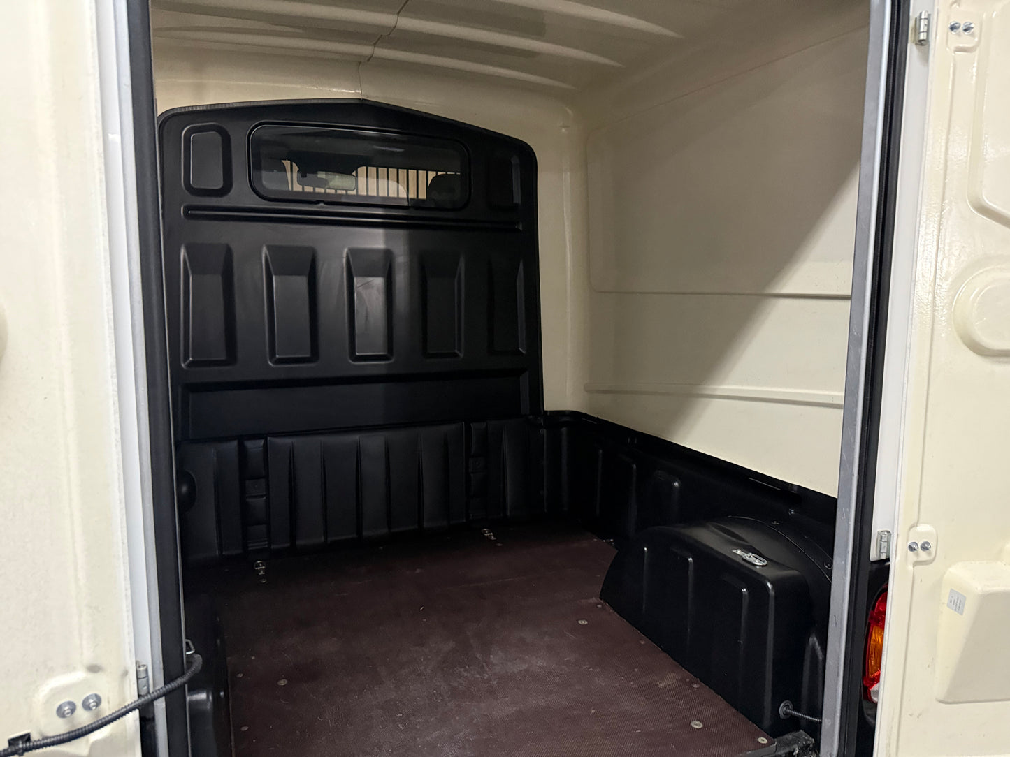 Aixam Mega Truck Mini LKW | 8 PS Kubota Motor | 45 km/h | Innerhalb 250 KM Kostenlose Lieferung | Mopedauto | Leichtmobile