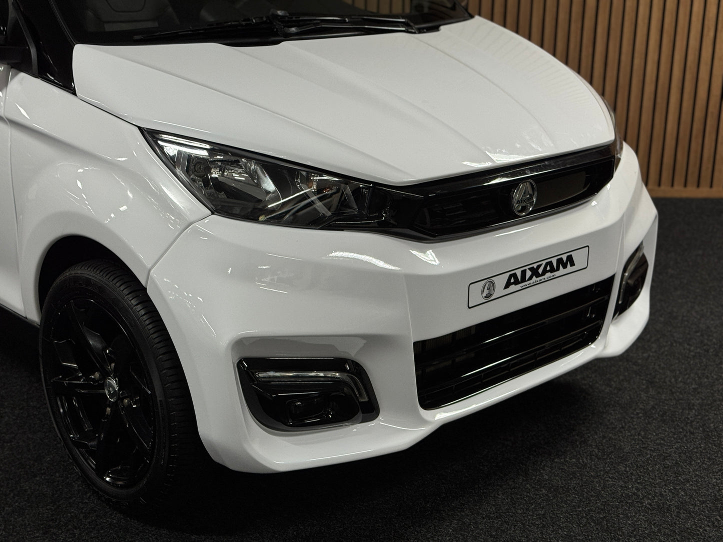 Aixam City Sport | 8 PS Kubota Motor | Rückfahrkamera / | blaue Gürtel | Innerhalb 250 KM Kostenlose Lieferung | Mopedauto | Leichtmobile | Aixam | Microcar | Ligier
