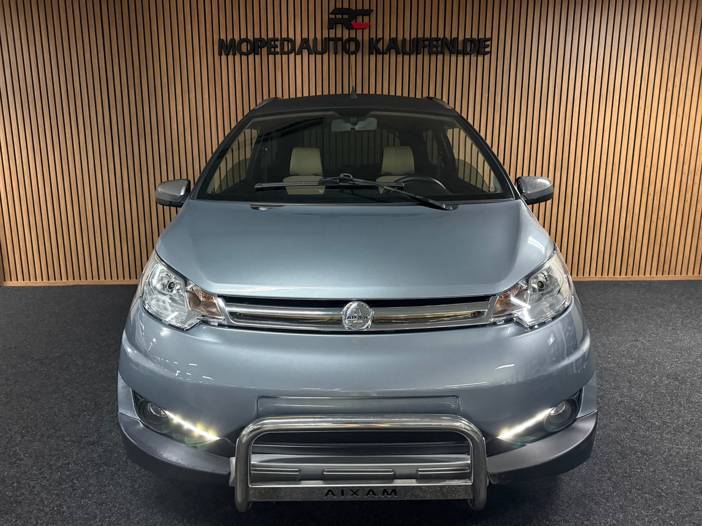 Aixam Crossover XXL | Kubota Motor | 45 km/h | Innerhalb 250 KM Kostenlose Lieferung | Mopedauto | Leichtmobile