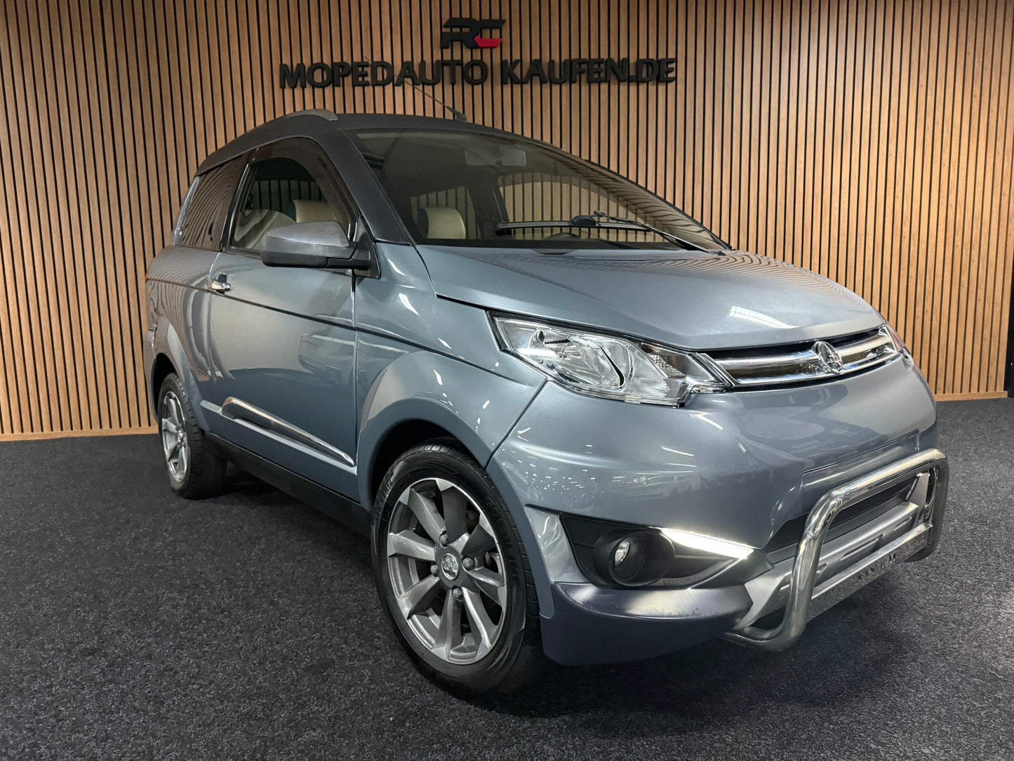 Aixam Crossover XXL | Kubota Motor | 45 km/h | Innerhalb 250 KM Kostenlose Lieferung | Mopedauto | Leichtmobile