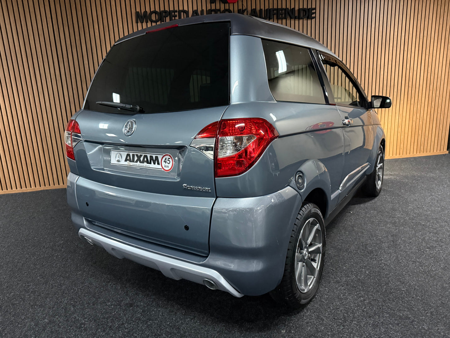 Aixam Crossover XXL | Kubota Motor | 45 km/h | Innerhalb 250 KM Kostenlose Lieferung | Mopedauto | Leichtmobile