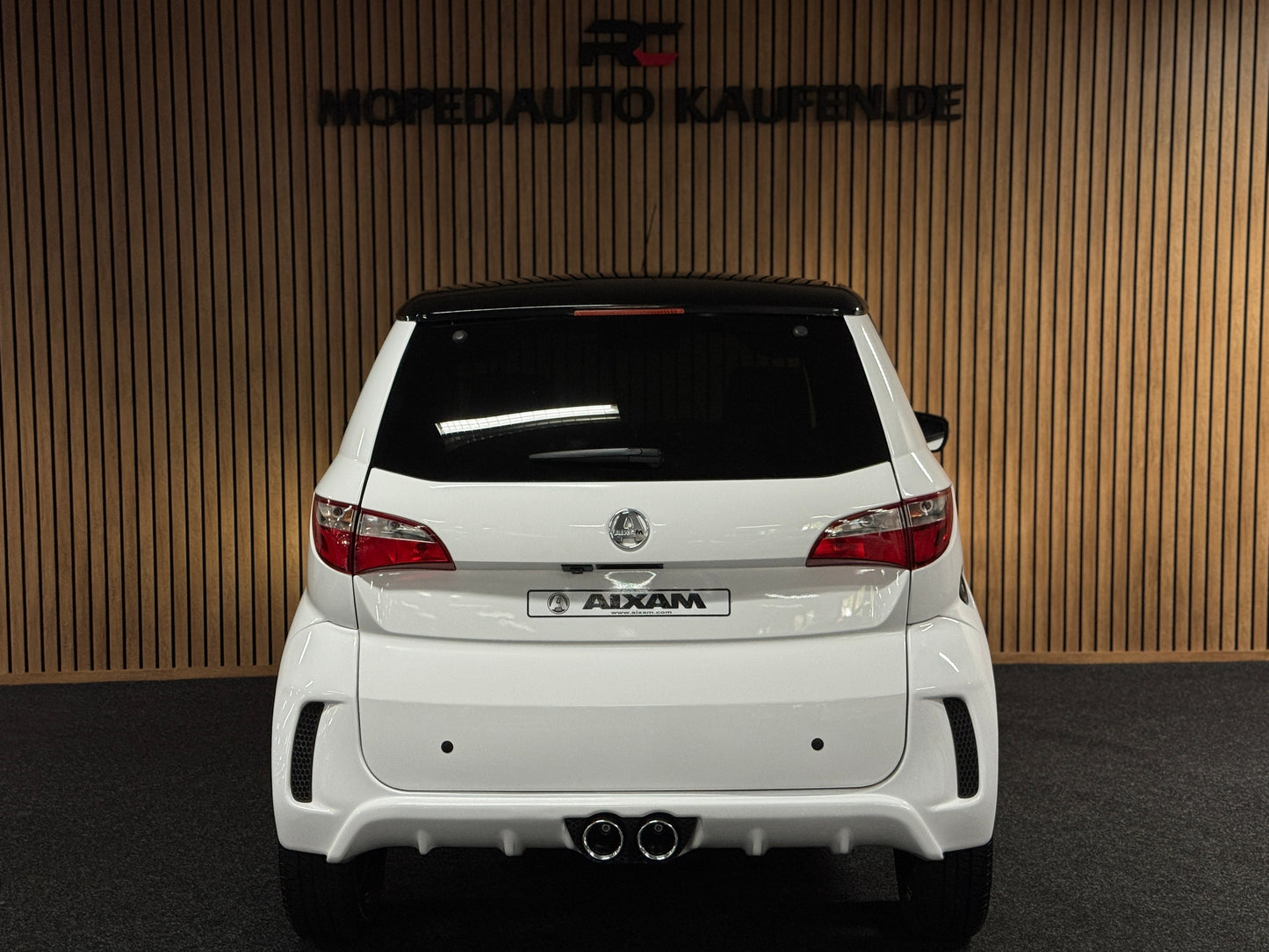 Aixam City Sport | 8 PS Kubota Motor | Rückfahrkamera / | blaue Gürtel | Innerhalb 250 KM Kostenlose Lieferung | Mopedauto | Leichtmobile | Aixam | Microcar | Ligier