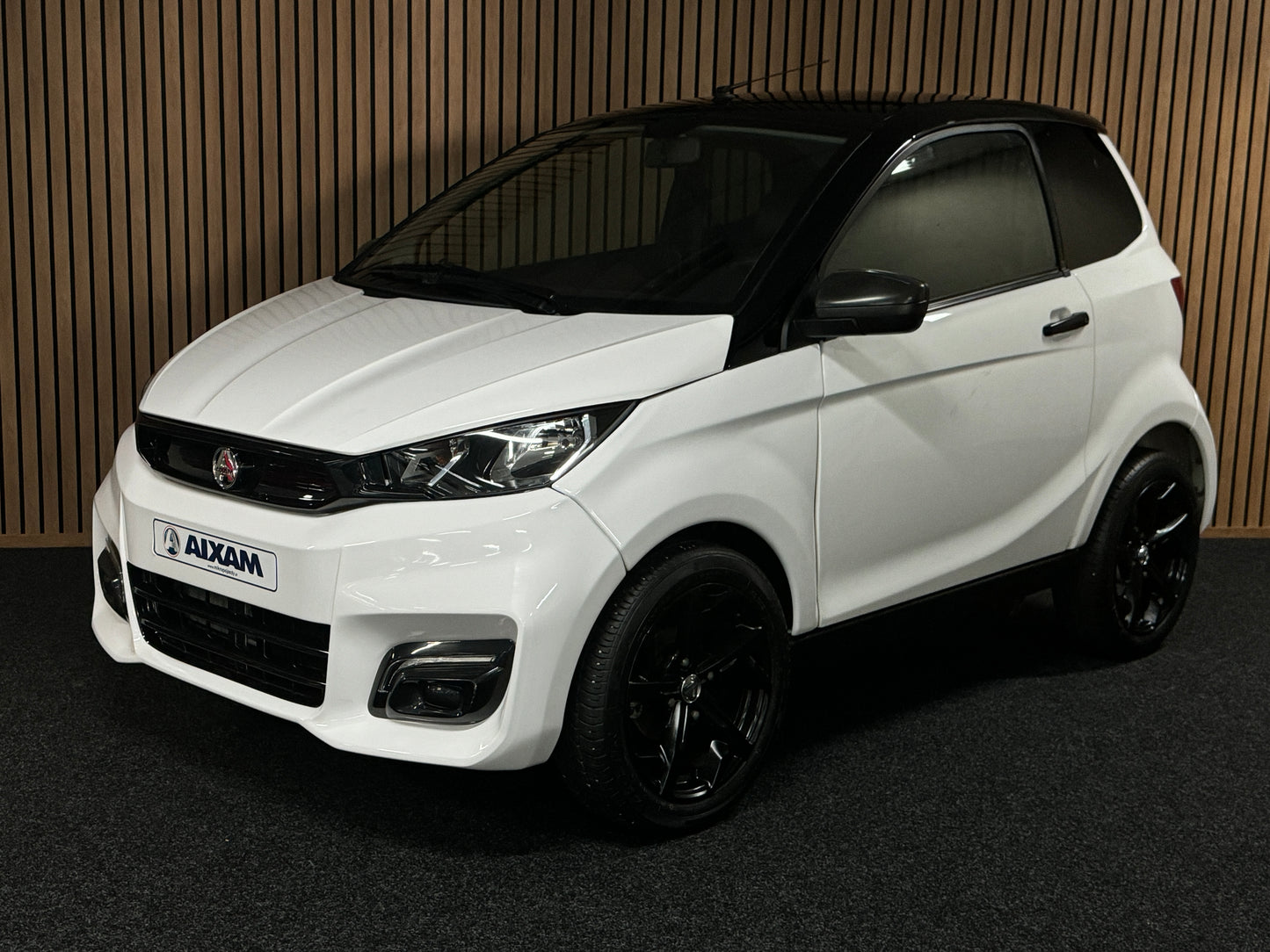 Aixam City Sport | 8PS Kubota Motor | Innerhalb 250 KM Kostenlose Lieferung | Mopedauto | Leichtmobile